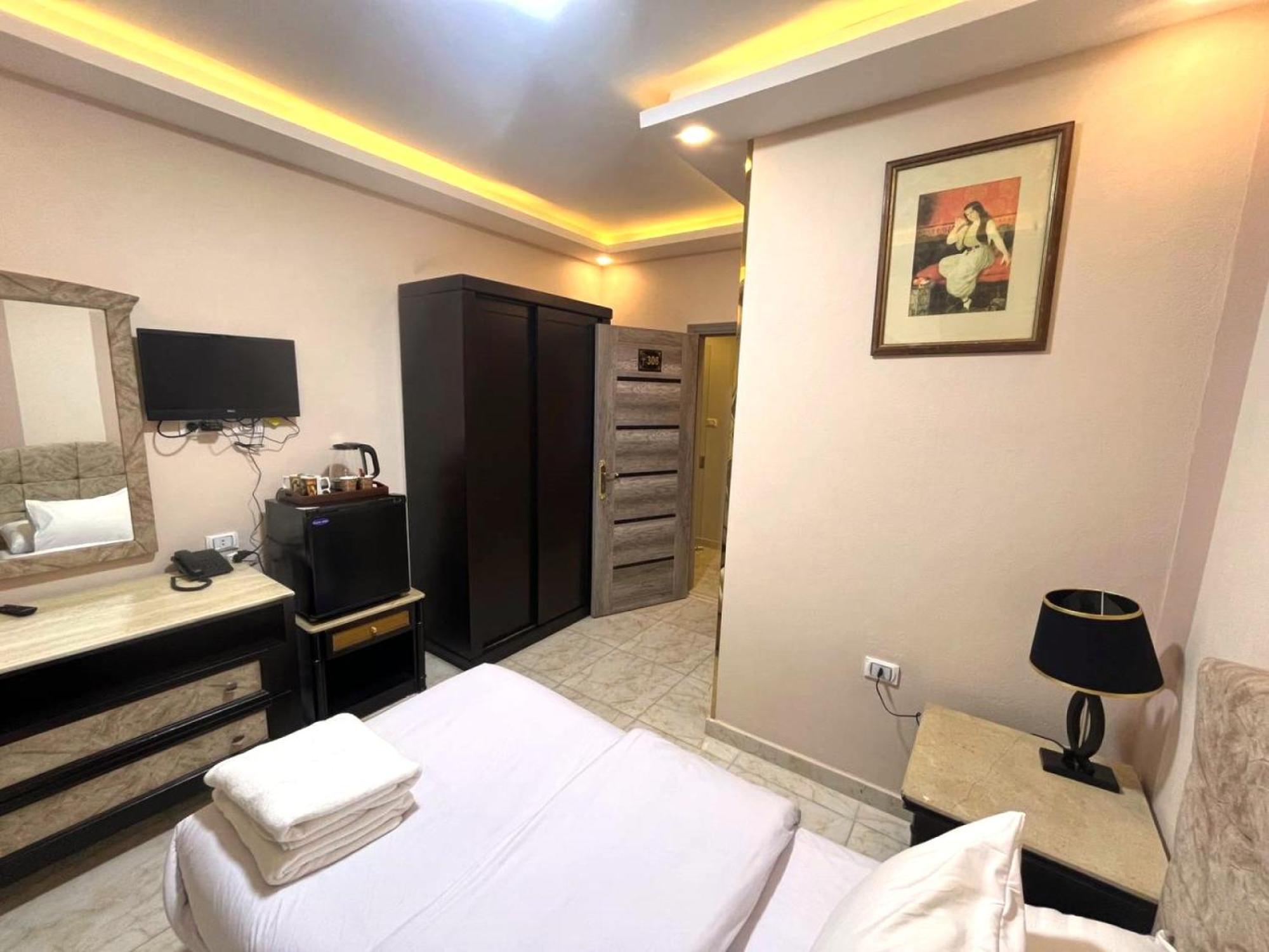 Nun Pyramids Hotel Kafrat al Jabal Phòng bức ảnh