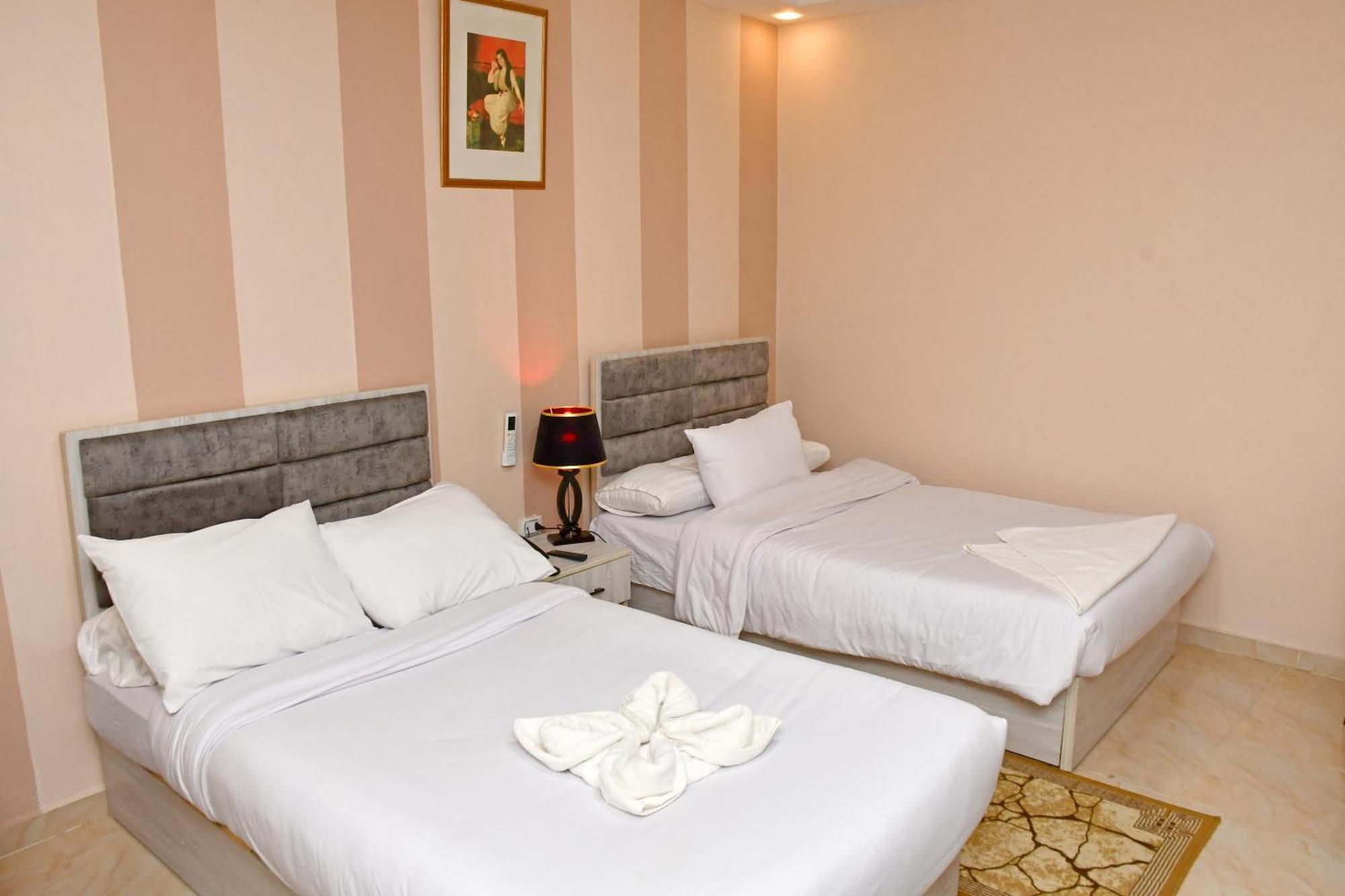 Nun Pyramids Hotel Kafrat al Jabal Phòng bức ảnh